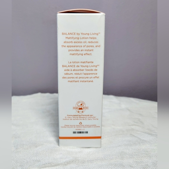 BALANCE BY YOUNG LIVING - MATTIFYING LOTION (50ML) - Picture 4 of 4